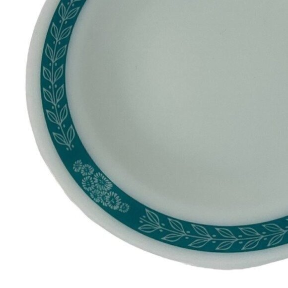PYREX brand Tableware by Corning turquoise Laurel Leaf & flowers Bowl & Plate - Picture 6 of 11